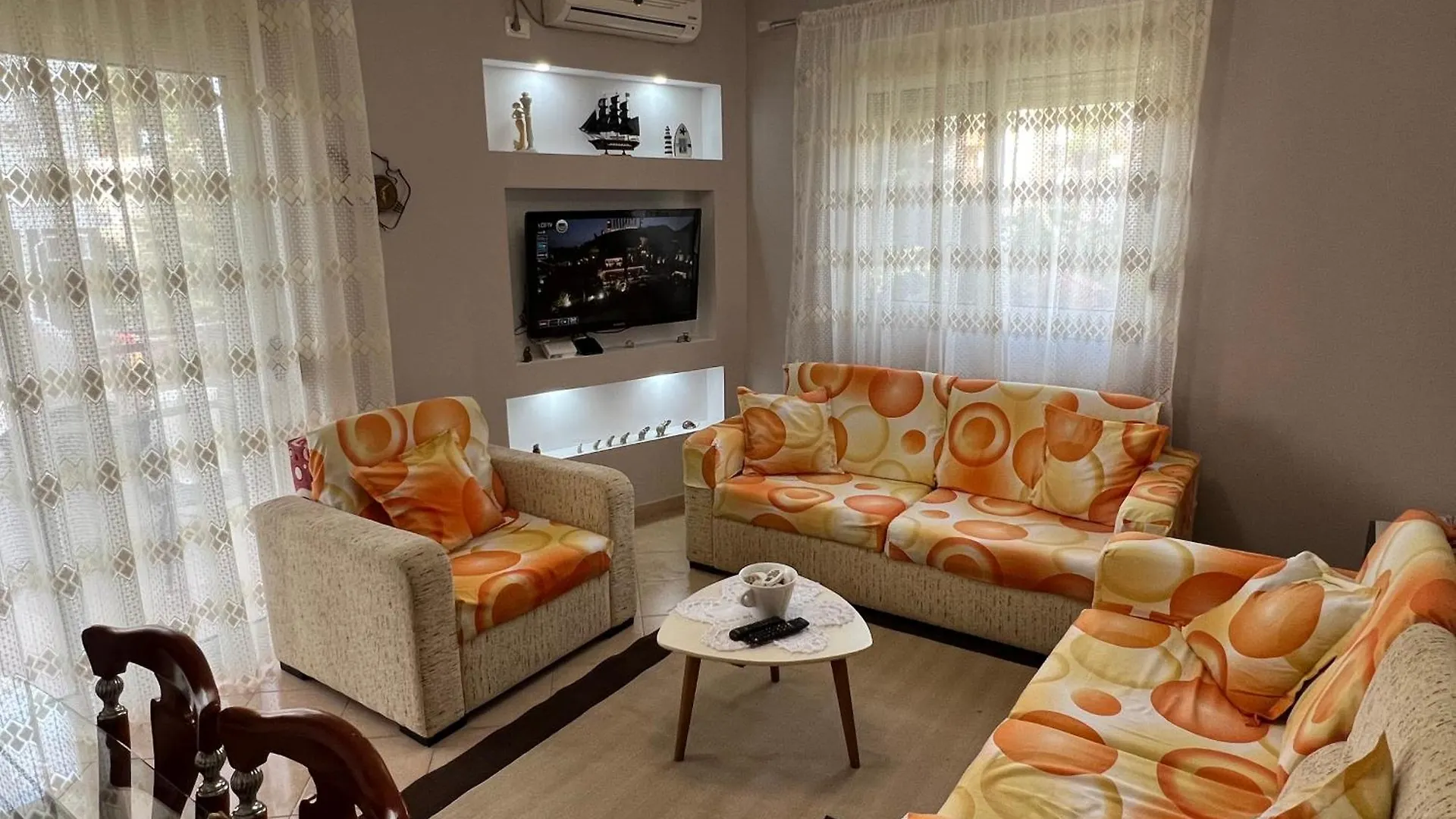 Seashell Apartament Golem